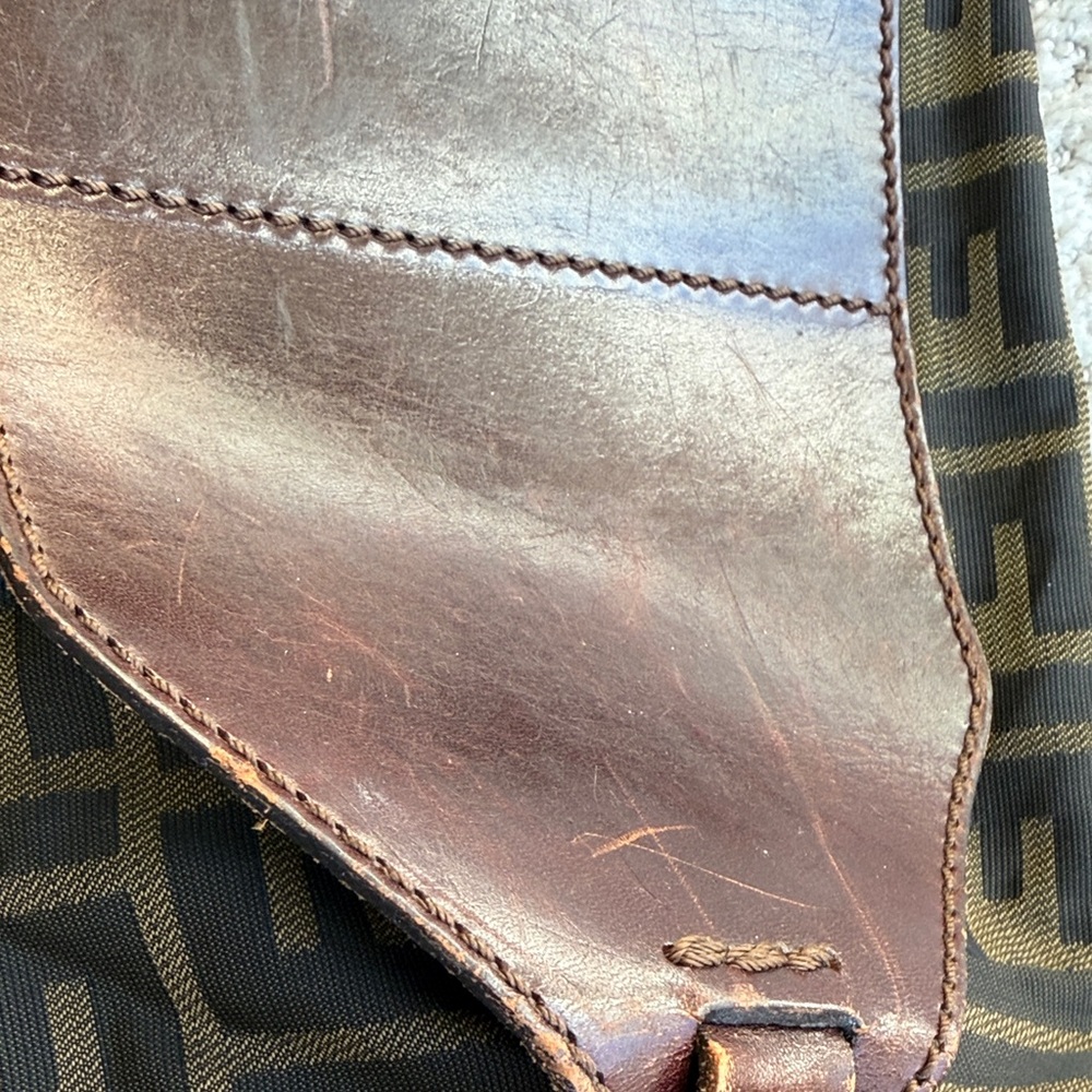 MINOR REHAB - Fendi Zucca Black and Brown Duffel Bag. Vintage - Picture 9 of 10